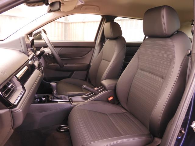 WR-V Zブラックスタイル デモカー 9インチナビ バックカメラ ドラレコ ETC アダプティブクルーズコントロール Bluetooth LEDヘッドライト 衝突被害軽減ブレーキ 純正アルミホイール フルセグTV 禁煙車(9枚目)