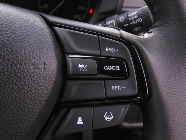 WR-V Zブラックスタイル デモカー 9インチナビ バックカメラ ドラレコ ETC アダプティブクルーズコントロール Bluetooth LEDヘッドライト 衝突被害軽減ブレーキ 純正アルミホイール フルセグTV 禁煙車(16枚目)