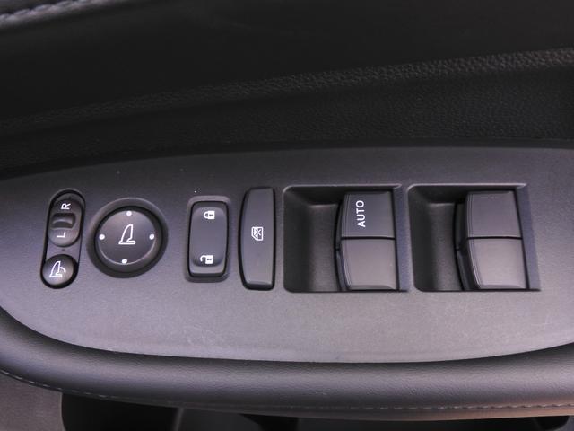 WR-V Zブラックスタイル デモカー 9インチナビ バックカメラ ドラレコ ETC アダプティブクルーズコントロール Bluetooth LEDヘッドライト 衝突被害軽減ブレーキ 純正アルミホイール フルセグTV 禁煙車(47枚目)