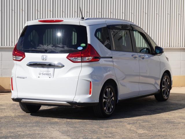 フリード+ クロスター・ホンダセンシング ワンオーナー 7インチメモリーナビ バックカメラ ETC アダプティブクルーズコントロール 両側電動スライドドア シートヒーター Bluetooth LEDヘッドライト 衝突被害軽減ブレーキ 禁煙車(13枚目)