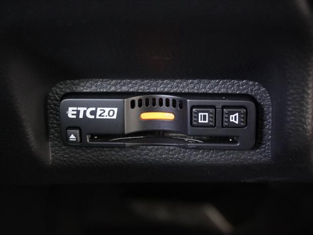 ヴェゼル e:HEVX ワンオーナー 純正エアロ 9インチメモリーナビ バックカメラ ETC2.0 アダプティブクルーズコントロール LEDヘッドライト フルセグTV Bluetooth接続 衝突被害軽減ブレーキ 禁煙車(7枚目)