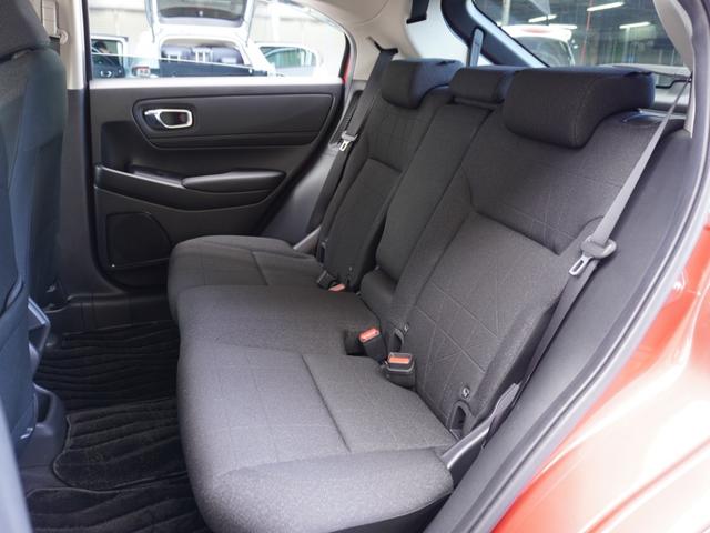 ヴェゼル e:HEVX ワンオーナー 純正エアロ 9インチメモリーナビ バックカメラ ETC2.0 アダプティブクルーズコントロール LEDヘッドライト フルセグTV Bluetooth接続 衝突被害軽減ブレーキ 禁煙車(10枚目)