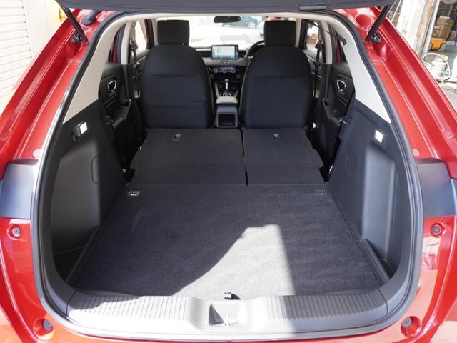 ヴェゼル e:HEVX ワンオーナー 純正エアロ 9インチメモリーナビ バックカメラ ETC2.0 アダプティブクルーズコントロール LEDヘッドライト フルセグTV Bluetooth接続 衝突被害軽減ブレーキ 禁煙車(12枚目)