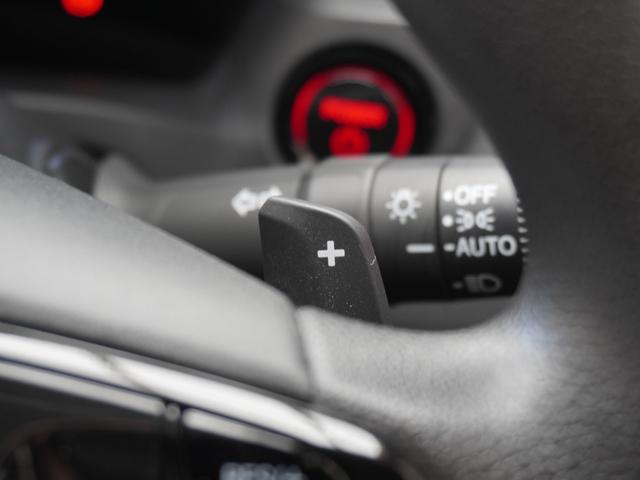 ヴェゼル e:HEVX ワンオーナー 純正エアロ 9インチメモリーナビ バックカメラ ETC2.0 アダプティブクルーズコントロール LEDヘッドライト フルセグTV Bluetooth接続 衝突被害軽減ブレーキ 禁煙車(19枚目)