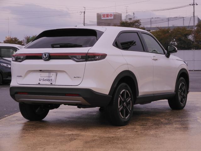 ヴェゼル ｅ：ＨＥＶＸ　ワンオーナー　８インチナビ　バックカメラ　ドラレコ　ＥＴＣ　アダプティブクルーズコントロール　Ｂｌｕｅｔｏｏｔｈ　ＵＳＢ入力端子　ＬＥＤヘッドライト　衝突被害軽減ブレーキ　純正アルミホイール　禁煙車（15枚目）