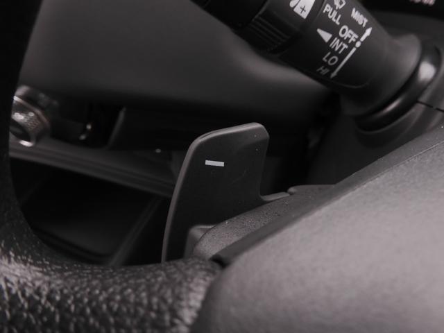 ヴェゼル ｅ：ＨＥＶＸ　ワンオーナー　８インチナビ　バックカメラ　ドラレコ　ＥＴＣ　アダプティブクルーズコントロール　Ｂｌｕｅｔｏｏｔｈ　ＵＳＢ入力端子　ＬＥＤヘッドライト　衝突被害軽減ブレーキ　純正アルミホイール　禁煙車（17枚目）