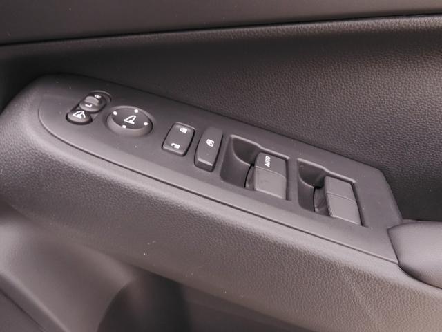 ヴェゼル ｅ：ＨＥＶＸ　ワンオーナー　８インチナビ　バックカメラ　ドラレコ　ＥＴＣ　アダプティブクルーズコントロール　Ｂｌｕｅｔｏｏｔｈ　ＵＳＢ入力端子　ＬＥＤヘッドライト　衝突被害軽減ブレーキ　純正アルミホイール　禁煙車（46枚目）