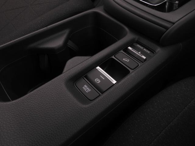 ヴェゼル ｅ：ＨＥＶＸ　ワンオーナー　８インチナビ　バックカメラ　ドラレコ　ＥＴＣ　アダプティブクルーズコントロール　Ｂｌｕｅｔｏｏｔｈ　ＵＳＢ入力端子　ＬＥＤヘッドライト　衝突被害軽減ブレーキ　純正アルミホイール　禁煙車（52枚目）