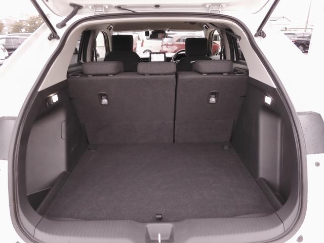 ヴェゼル ｅ：ＨＥＶＸ　ワンオーナー　８インチナビ　バックカメラ　ドラレコ　ＥＴＣ　アダプティブクルーズコントロール　Ｂｌｕｅｔｏｏｔｈ　ＵＳＢ入力端子　ＬＥＤヘッドライト　衝突被害軽減ブレーキ　純正アルミホイール　禁煙車（62枚目）