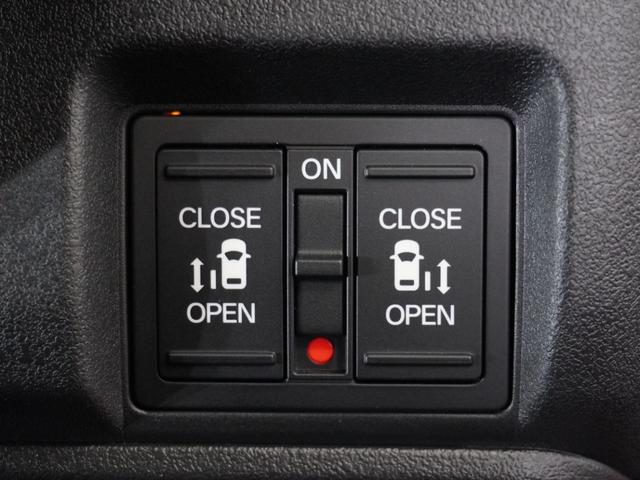 N-BOXカスタム ターボコーディネートスタイル 2年保証ナビDレコRカメETC両電扉BT地デジ 車内カメラ 渋滞追従クルーズ Bluetooth パドルシフト 障害物センサー シートヒーター オートハイビーム 15インチ純正アルミホイール(7枚目)