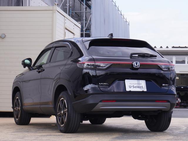 ヴェゼル ｅ：ＨＥＶＸ　ワンオーナー　９インチナビ　バックカメラ　ＥＴＣ２．０対応　アダプティブクルーズコントロール　Ｂｌｕｅｔｏｏｔｈ　ＬＥＤヘッドライト　衝突被害軽減ブレーキ　障害物センサー　禁煙車　いまコレ＋（7枚目）