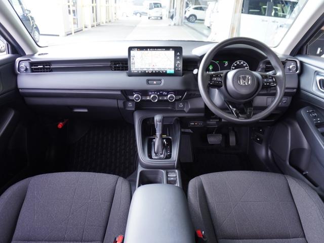 ヴェゼル ｅ：ＨＥＶＸ　ワンオーナー　９インチナビ　バックカメラ　ＥＴＣ２．０対応　アダプティブクルーズコントロール　Ｂｌｕｅｔｏｏｔｈ　ＬＥＤヘッドライト　衝突被害軽減ブレーキ　障害物センサー　禁煙車　いまコレ＋（12枚目）