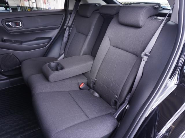 ヴェゼル ｅ：ＨＥＶＸ　ワンオーナー　９インチナビ　バックカメラ　ＥＴＣ２．０対応　アダプティブクルーズコントロール　Ｂｌｕｅｔｏｏｔｈ　ＬＥＤヘッドライト　衝突被害軽減ブレーキ　障害物センサー　禁煙車　いまコレ＋（15枚目）