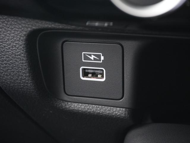 ヴェゼル ｅ：ＨＥＶＸ　ワンオーナー　９インチナビ　バックカメラ　ＥＴＣ２．０対応　アダプティブクルーズコントロール　Ｂｌｕｅｔｏｏｔｈ　ＬＥＤヘッドライト　衝突被害軽減ブレーキ　障害物センサー　禁煙車　いまコレ＋（52枚目）