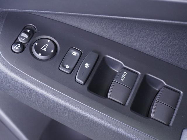 ヴェゼル ｅ：ＨＥＶＸ　ワンオーナー　９インチナビ　バックカメラ　ＥＴＣ２．０対応　アダプティブクルーズコントロール　Ｂｌｕｅｔｏｏｔｈ　ＬＥＤヘッドライト　衝突被害軽減ブレーキ　障害物センサー　禁煙車　いまコレ＋（65枚目）