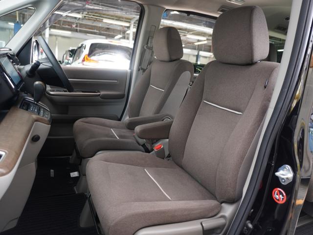 ステップワゴン G・EXホンダセンシング 9インチナビ バックカメラ ETC アダプティブクルーズコントロール 両側電動スライドドア シートヒーター フルセグ Bluetooth LEDヘッドライト 衝突被害軽減ブレーキ 純正アルミホイール(9枚目)