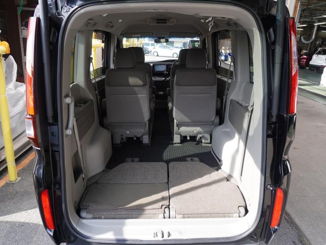 ステップワゴン G・EXホンダセンシング 9インチナビ バックカメラ ETC アダプティブクルーズコントロール 両側電動スライドドア シートヒーター フルセグ Bluetooth LEDヘッドライト 衝突被害軽減ブレーキ 純正アルミホイール(12枚目)