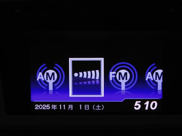 N-ONE G・Lパッケージ ワンオーナー車 バックカメラ ディスチャージドランプ オートエアコン アイドリングストップ 電動格納ドアミラー 横滑り防止装置 オートライト パワーウインドウ サイドエアバック(4枚目)