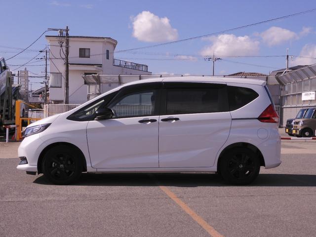 フリード Ｇブラックスタイル　ワンオーナー　７インチナビ　バックカメラ　ＥＴＣ　アダプティブクルーズコントロール　両側電動スライドドア　シートヒーター　Ｂｌｕｅｔｏｏｔｈ　ＬＥＤヘッドライト　衝突被害軽減ブレーキ　禁煙車（15枚目）