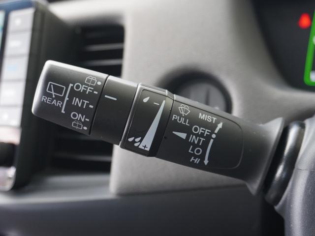 フィット ｅ：ＨＥＶクロスター　ワンオーナー　９インチナビ　バックカメラ　ドラレコ　ＥＴＣ　アダプティブクルーズコントロール　Ｂｌｕｅｔｏｏｔｈ　ＵＳＢ入力端子　ＬＥＤヘッドライト　衝突被害軽減ブレーキ　純正アルミホイール　禁煙車（47枚目）