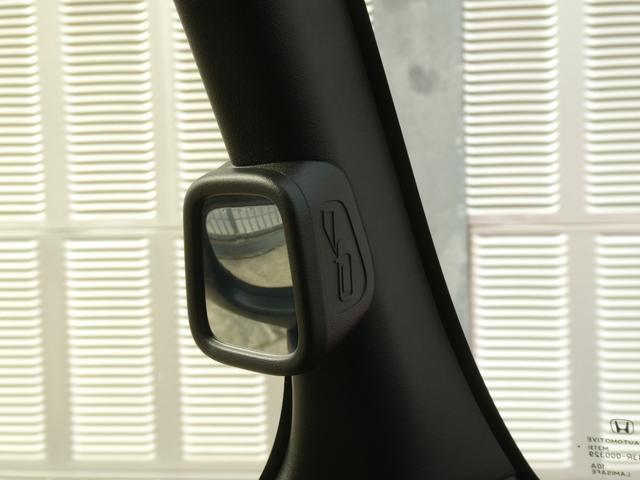 N-BOXカスタム コーディネートスタイル デモカー 9インチナビ バックカメラ ドラレコ ETC アダプティブクルーズコントロール 両側電動スライドドア シートヒーター Bluetooth LEDヘッドライト 衝突被害軽減ブレーキ 禁煙車(60枚目)