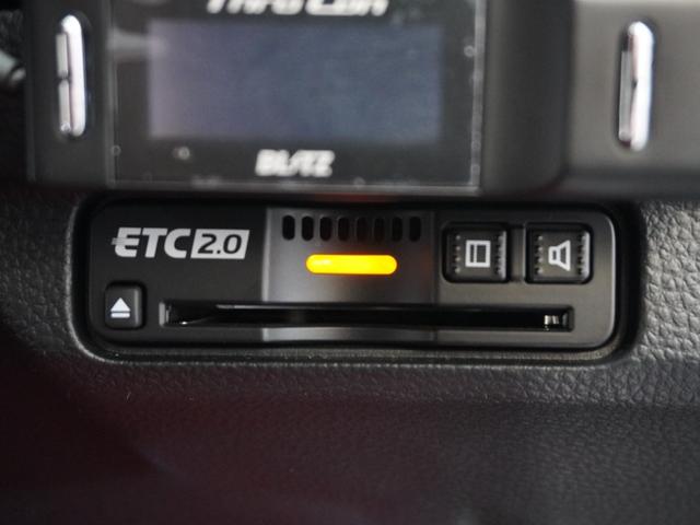 シビック タイプR 2年保証6速MTナビRカメETCクルコンBT地デジ アダプティブクルーズコントロール Bluetooth ブラインドスポット 後退出庫サポート デイライト 本革巻きハンドル オートハイビーム(7枚目)