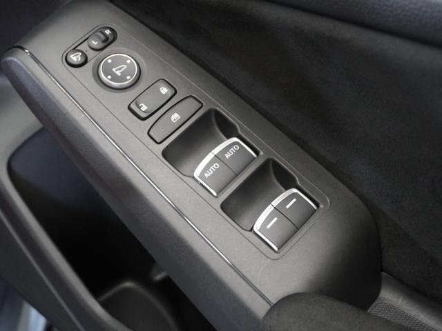 シビック タイプR 2年保証6速MTナビRカメETCクルコンBT地デジ アダプティブクルーズコントロール Bluetooth ブラインドスポット 後退出庫サポート デイライト 本革巻きハンドル オートハイビーム(39枚目)