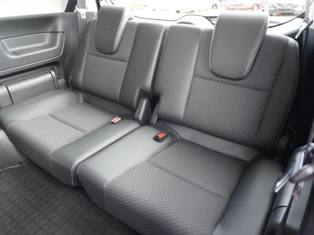 フリード Ｇ・ホンダセンシング　ワンオーナー　７インチナビ　バックカメラ　ＥＴＣ　アダプティブクルーズコントロール　両側電動スライドドア　シートヒーター　Ｂｌｕｅｔｏｏｔｈ　ＬＥＤヘッドライト　衝突被害軽減ブレーキ　禁煙車（10枚目）