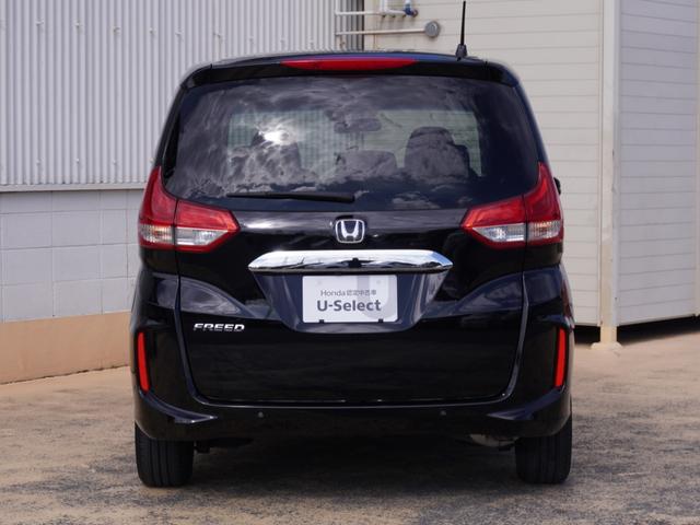 フリード Ｇ・ホンダセンシング　ワンオーナー　７インチナビ　バックカメラ　ＥＴＣ　アダプティブクルーズコントロール　両側電動スライドドア　シートヒーター　Ｂｌｕｅｔｏｏｔｈ　ＬＥＤヘッドライト　衝突被害軽減ブレーキ　禁煙車（13枚目）