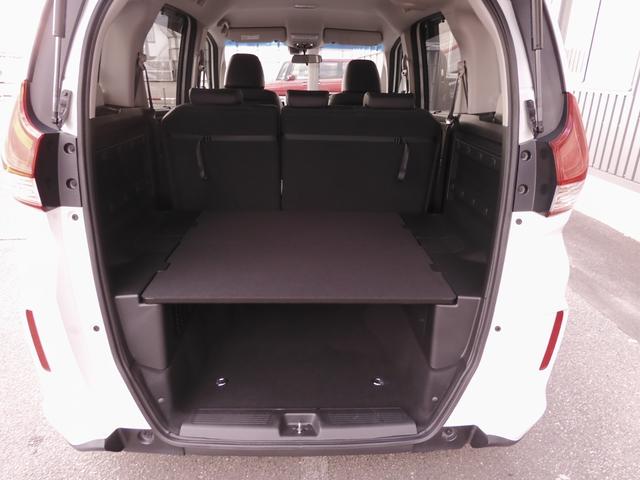 フリード＋ Ｇ・ホンダセンシング　ワンオーナー車　７インチナビ（純正用品ＶＸＭ－１７５ＶＦｉ）　フルセグＴＶ　バックカメラ　ＥＴＣ　両側電動スライドドア　ＬＥＤオートライト　衝突被害軽減ブレーキ　横滑り防止装置　純正アルミ（10枚目）