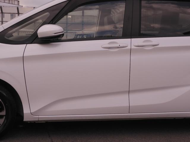 フリード＋ Ｇ・ホンダセンシング　ワンオーナー車　７インチナビ（純正用品ＶＸＭ－１７５ＶＦｉ）　フルセグＴＶ　バックカメラ　ＥＴＣ　両側電動スライドドア　ＬＥＤオートライト　衝突被害軽減ブレーキ　横滑り防止装置　純正アルミ（40枚目）
