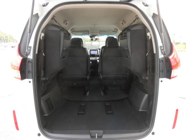 フリード クロスター　４ＷＤ　ワンオーナー　９インチナビ　バックカメラ　ＥＴＣ　アダプティブクルーズコントロール　両側電動スライドドア　シートヒーター　Ｂｌｕｅｔｏｏｔｈ　ＬＥＤヘッドライト　衝突被害軽減ブレーキ　禁煙車（11枚目）