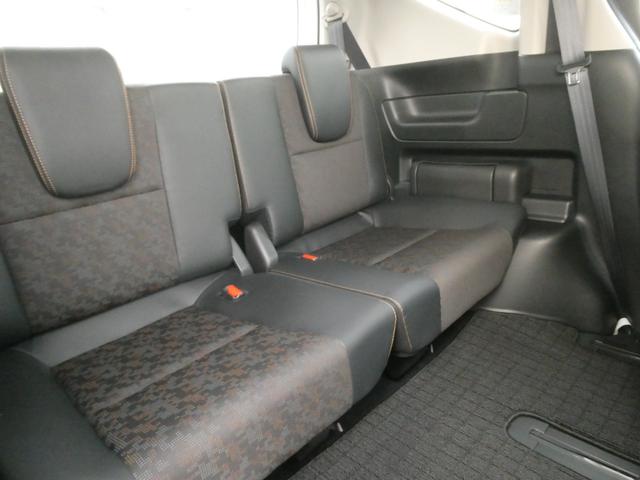 フリード クロスター　４ＷＤ　ワンオーナー　９インチナビ　バックカメラ　ＥＴＣ　アダプティブクルーズコントロール　両側電動スライドドア　シートヒーター　Ｂｌｕｅｔｏｏｔｈ　ＬＥＤヘッドライト　衝突被害軽減ブレーキ　禁煙車（45枚目）