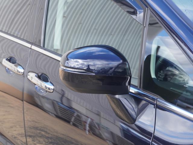 オデッセイハイブリッド ｅ：ＨＥＶアブソルート・ＥＸ　ワンオーナー　１０インチナビ　全周囲カメラ　ドラレコ　ＥＴＣ２．０　アダプティブクルーズコントロール　両側電動スライドドア　シートヒーター　オットマン　ジェスチャーコントロールパワースライドドア（32枚目）