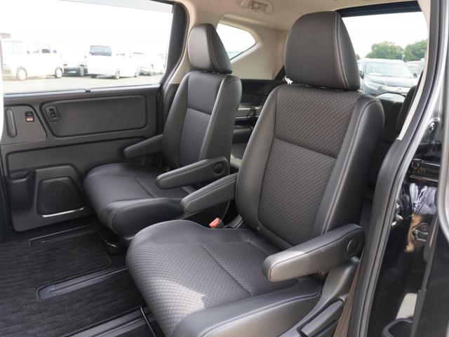 フリードハイブリッド ハイブリッド・Gホンダセンシング ワンオーナー 7インチナビ バックカメラ ETC アダプティブクルーズコントロール 両側電動スライドドア シートヒーター Bluetooth DVD再生 LEDヘッドライト 衝突被害軽減ブレーキ(9枚目)