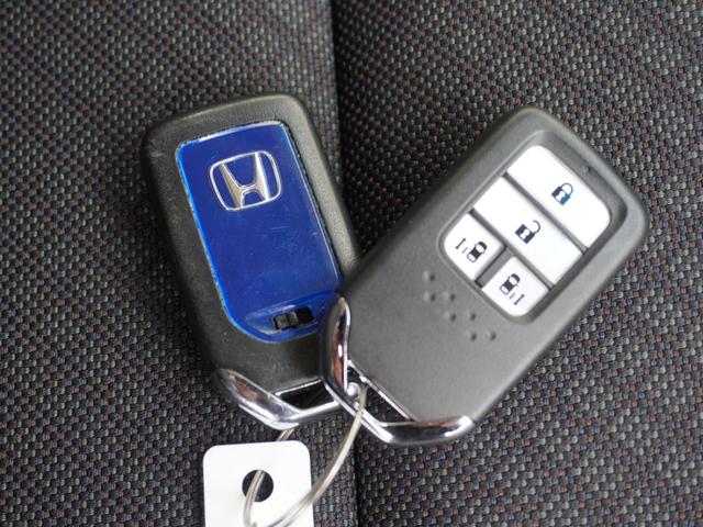 フリードハイブリッド ハイブリッド・Gホンダセンシング ワンオーナー 7インチナビ バックカメラ ETC アダプティブクルーズコントロール 両側電動スライドドア シートヒーター Bluetooth DVD再生 LEDヘッドライト 衝突被害軽減ブレーキ(36枚目)