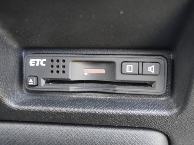 ステップワゴンスパーダ Ｓ　ワンオーナー　９インチナビ　バックカメラ　片側電動スライドドア　ＥＴＣ　クルーズコントロール　シートヒーター　Ｂｌｕｅｔｏｏｔｈ　フルセグ　ディスチャージドランプ　横滑り防止装置　純正アルミホイール（5枚目）