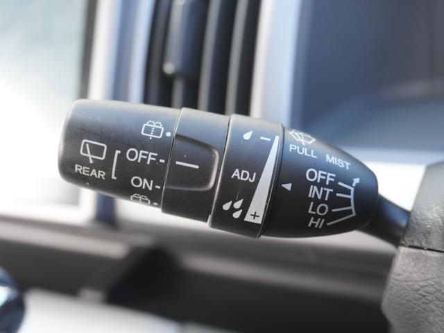 ステップワゴンスパーダ Ｓ　ワンオーナー　９インチナビ　バックカメラ　片側電動スライドドア　ＥＴＣ　クルーズコントロール　シートヒーター　Ｂｌｕｅｔｏｏｔｈ　フルセグ　ディスチャージドランプ　横滑り防止装置　純正アルミホイール（48枚目）