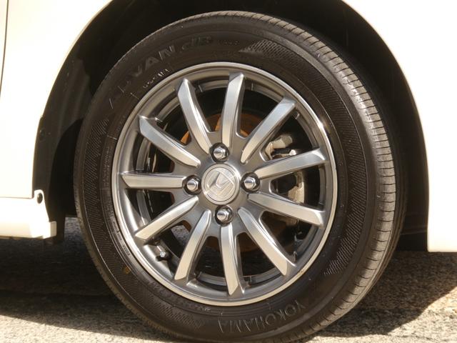 ◆アルミホイール装着車です！これで足元まわりもおしゃれにきまります！