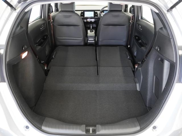 フィット e:HEVホーム20周年特別仕様車カーサ 2年保証ナビDレコRカメETCクルコンBT地デジ 渋滞追従クルーズ 障害物センサー シートヒーター オートハイビーム Bluetooth フルセグTV 16インチ純正アルミホイール(29枚目)