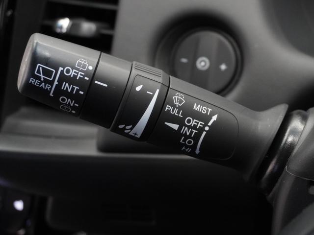 フィット e:HEVホーム20周年特別仕様車カーサ 2年保証ナビDレコRカメETCクルコンBT地デジ 渋滞追従クルーズ 障害物センサー シートヒーター オートハイビーム Bluetooth フルセグTV 16インチ純正アルミホイール(36枚目)