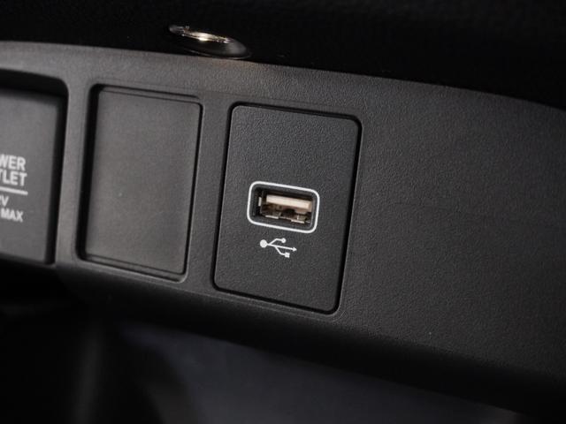 フィット e:HEVホーム20周年特別仕様車カーサ 2年保証ナビDレコRカメETCクルコンBT地デジ 渋滞追従クルーズ 障害物センサー シートヒーター オートハイビーム Bluetooth フルセグTV 16インチ純正アルミホイール(42枚目)