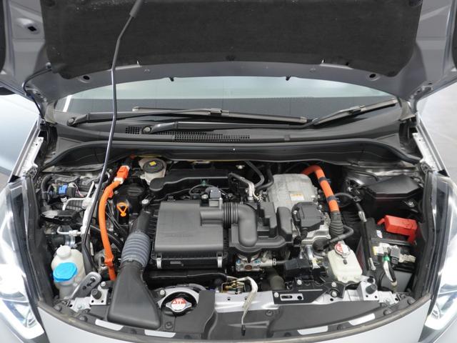 フィット e:HEVホーム20周年特別仕様車カーサ 2年保証ナビDレコRカメETCクルコンBT地デジ 渋滞追従クルーズ 障害物センサー シートヒーター オートハイビーム Bluetooth フルセグTV 16インチ純正アルミホイール(46枚目)