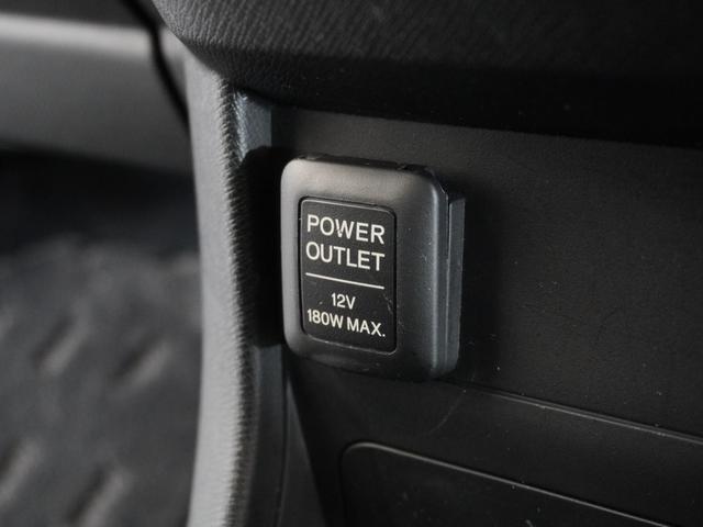 ステップワゴンスパーダ Zクールスピリット 1年保証ナビRカメETC両電扉BTパドルシフト クルーズコントロール フルセグTV DVD再生 17インチ純正アルミホイール HIDヘッドライト アイドリングストップ 横滑り防止装置 盗難防止装置(6枚目)