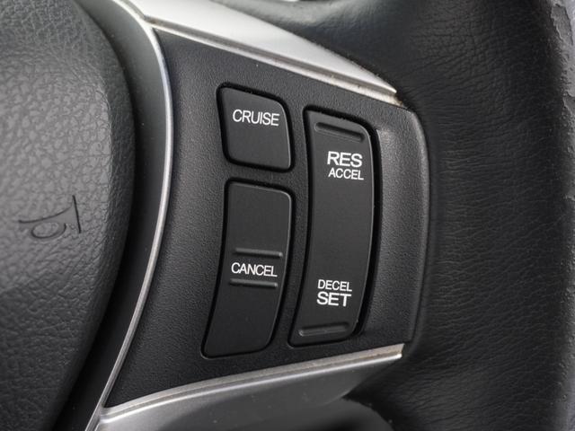 ステップワゴンスパーダ Zクールスピリット 1年保証ナビRカメETC両電扉BTパドルシフト クルーズコントロール フルセグTV DVD再生 17インチ純正アルミホイール HIDヘッドライト アイドリングストップ 横滑り防止装置 盗難防止装置(8枚目)