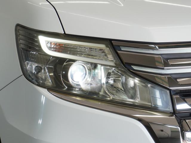 ステップワゴンスパーダ Zクールスピリット 1年保証ナビRカメETC両電扉BTパドルシフト クルーズコントロール フルセグTV DVD再生 17インチ純正アルミホイール HIDヘッドライト アイドリングストップ 横滑り防止装置 盗難防止装置(9枚目)