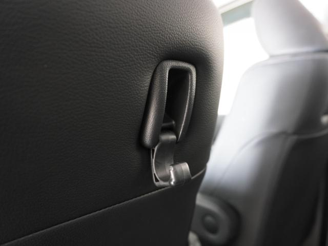 ステップワゴンスパーダ Zクールスピリット 1年保証ナビRカメETC両電扉BTパドルシフト クルーズコントロール フルセグTV DVD再生 17インチ純正アルミホイール HIDヘッドライト アイドリングストップ 横滑り防止装置 盗難防止装置(19枚目)