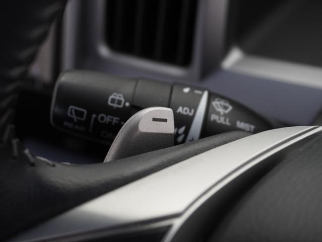 ステップワゴンスパーダ Zクールスピリット 1年保証ナビRカメETC両電扉BTパドルシフト クルーズコントロール フルセグTV DVD再生 17インチ純正アルミホイール HIDヘッドライト アイドリングストップ 横滑り防止装置 盗難防止装置(28枚目)