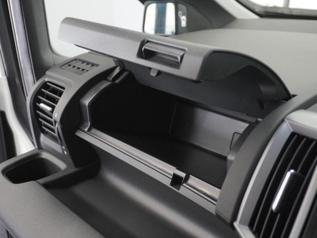 ステップワゴンスパーダ Zクールスピリット 1年保証ナビRカメETC両電扉BTパドルシフト クルーズコントロール フルセグTV DVD再生 17インチ純正アルミホイール HIDヘッドライト アイドリングストップ 横滑り防止装置 盗難防止装置(39枚目)