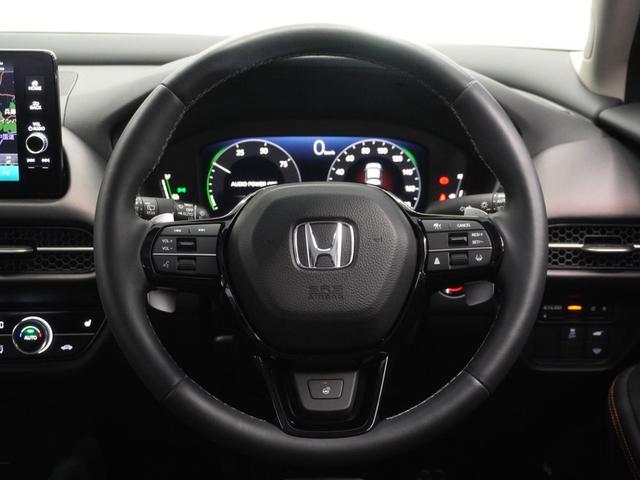 ＺＲ－Ｖ ｅ：ＨＥＶＺ　２年保証４ＷＤナビ全周囲カメＤレコＥＴＣ２．０地デジ　渋滞追従クルーズ　Ｂｌｕｅｔｏｏｔｈ　後退出庫サポート　ブラインドスポット　ヒルダウンアシスト　１６インチ純正アルミホイール　ＢＯＳＥスピーカー（9枚目）